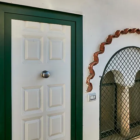 Casa Alessandra By Napoliapartments Lägenhet *